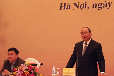 “Hạn chế biếu quà có tính chất tiêu cực”