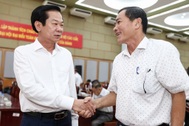 Bộ trưởng Nội vụ và các ứng cử viên ĐBQH khóa XVI gặp gỡ cử tri TPHCM