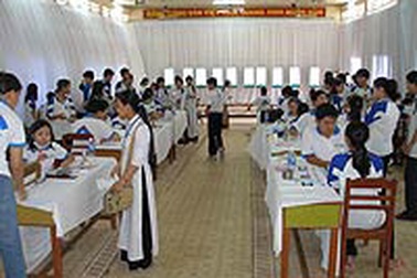 Gần 40% học sinh bị tật khúc xạ 