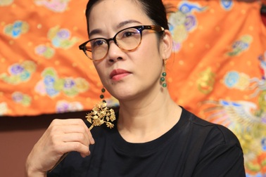 Thu Phương hát về Hoàng hậu Nam Phương