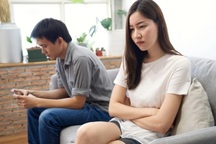 Bạn trai chi 5 triệu đồng/tháng cho việc này, tôi chỉ muốn bỏ luôn đám cưới