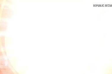 Selena Gomez hạnh phúc bên bạn trai The Weeknd