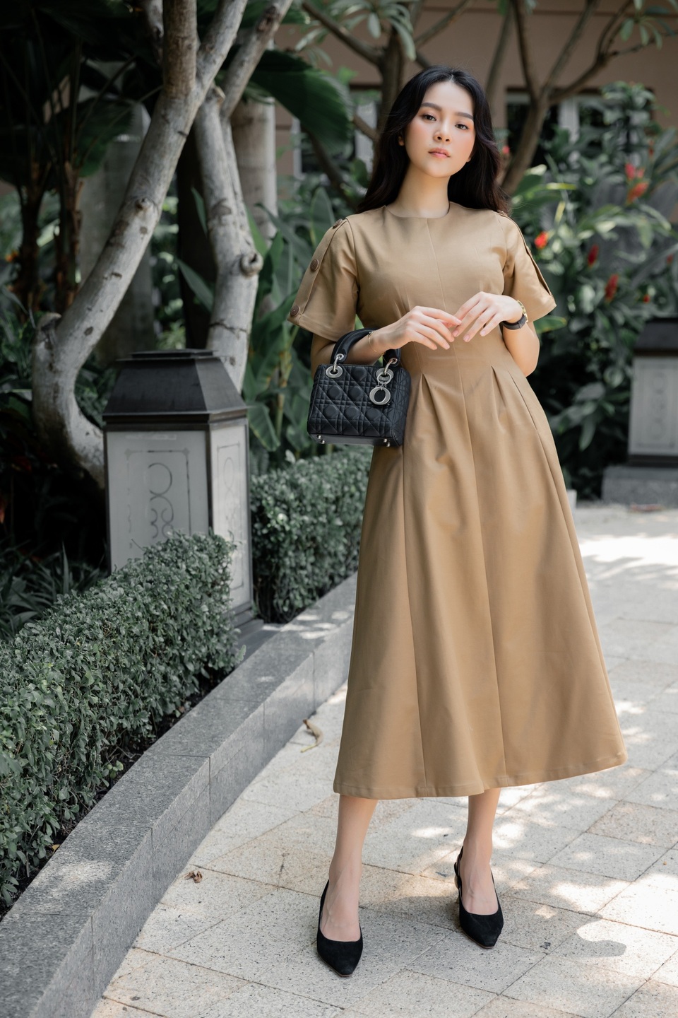 “Tình địch” Nhã Phương vượt trầm cảm, dành dụm hết cát-xê học đại học - 12 “Tình địch” Nhã Phương vượt trầm cảm, dành dụm hết cát-xê học đại học - 12