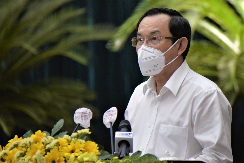 Bí thư TPHCM: Quân đội, công an, y tế chuẩn bị ứng phó biến chủng Omicron - 2 Bí thư TPHCM: Quân đội, công an, y tế chuẩn bị ứng phó biến chủng Omicron - 2