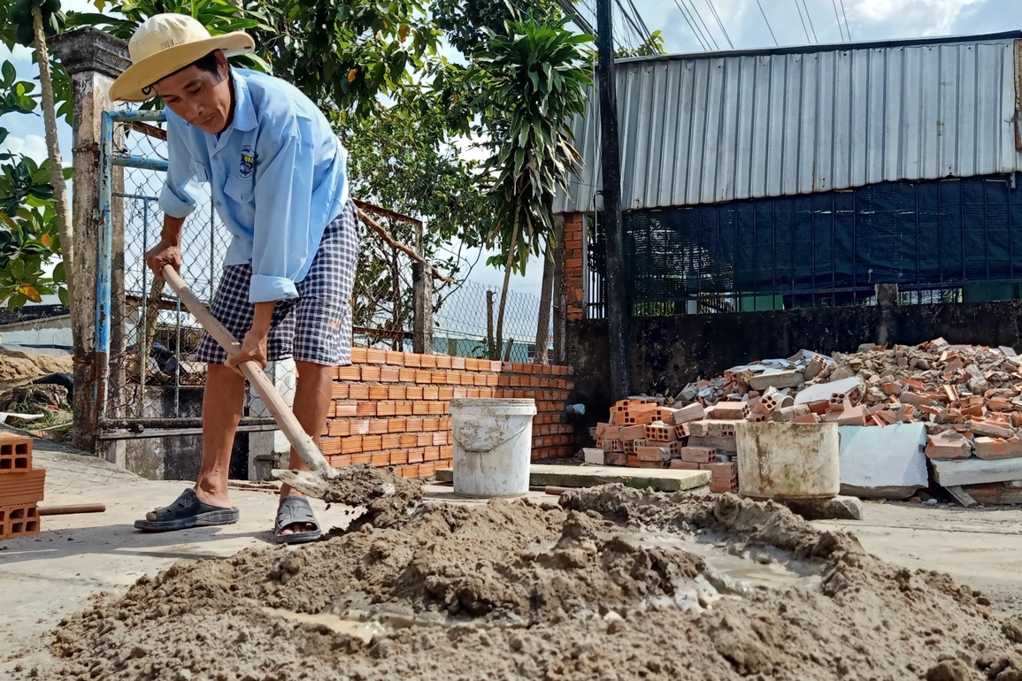 Dân làm nhà đón Tết Nguyên đán, nghề thợ xây có ăn dịp cuối năm - 1 Dân làm nhà đón Tết Nguyên đán, nghề thợ xây có ăn dịp cuối năm - 1