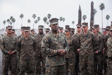 Điều hy hữu vừa xảy ra đối với 2 binh chủng của Mỹ