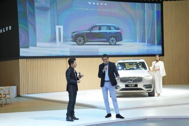 NSƯT Bùi Công Duy và sở thích nghe nhạc cổ điển trên xe