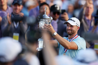 "Cánh chim lạ" Wyndham Clark vô địch giải golf U.S Open 2023