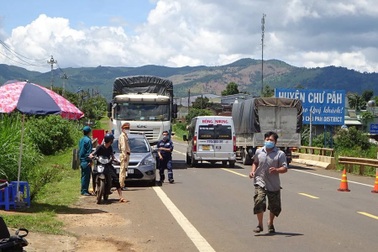 Đề nghị dỡ bỏ các chốt kiểm soát dịch không đúng quy định