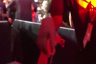 Conor McGregor đòi đánh ca sĩ Machine Gun Kelly