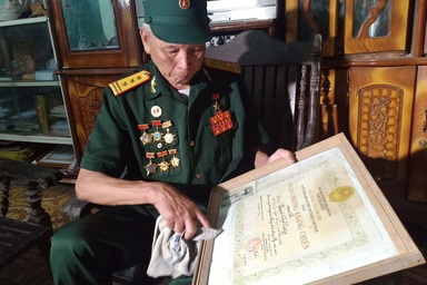 Gặp người chạy xe 10 vạn km đường Trường Sơn chở pháo phục vụ chiến đấu