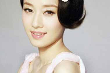 “Nàng Hạ Tử Vy” Mã Y Lợi đã sinh con gái