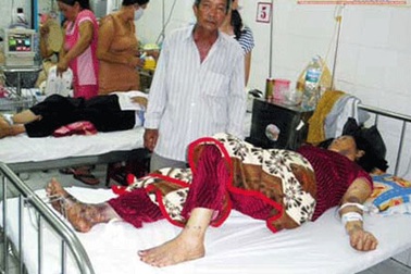 Đang ngủ, học sinh bị rắn cắn chết