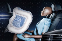 Chuẩn bị ra mắt mẫu xe đầu tiên trên thế giới có túi khí ghế sau