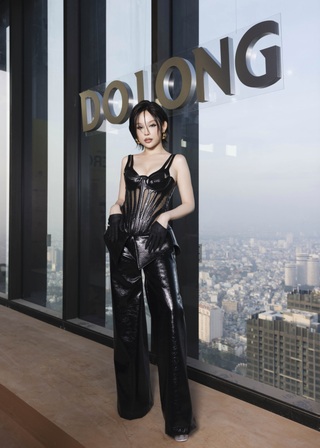 Hoa hậu Kỳ Duyên diện áo "nửa gang tay", thành tâm điểm giữa ồn ào tình cảm - 10