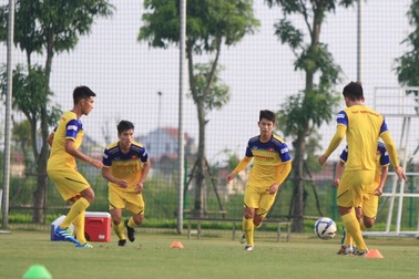 Ngôi sao U22 Việt Nam “choáng” vì SEA Games tổ chức trên sân cỏ nhân tạo