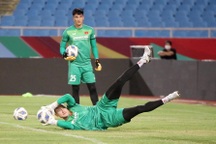 Tuyển Việt Nam trở lại Mỹ Đình, Văn Lâm hứng khởi chờ quyết đấu Australia