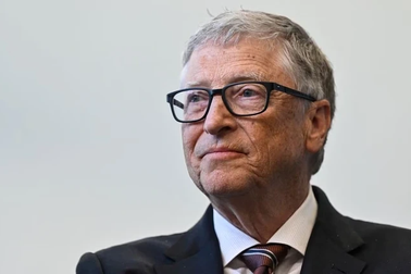 Bill Gates tiết lộ về cuộc nói chuyện đã làm thay đổi cuộc đời mình