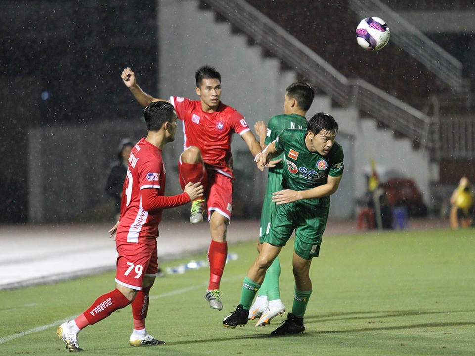 Cựu tuyển thủ Nhật Bản chơi mờ nhạt, Sài Gòn FC suýt thua đội Hải Phòng - 3 Cựu tuyển thủ Nhật Bản chơi mờ nhạt, Sài Gòn FC suýt thua đội Hải Phòng - 3