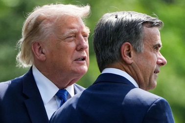 Tổng thống Trump lên tiếng về chuyến thăm bí mật của giám đốc CIA tới Nga