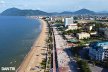 Khu du lịch biển "lột xác" sau khi hàng chục ki ốt được giải tỏa