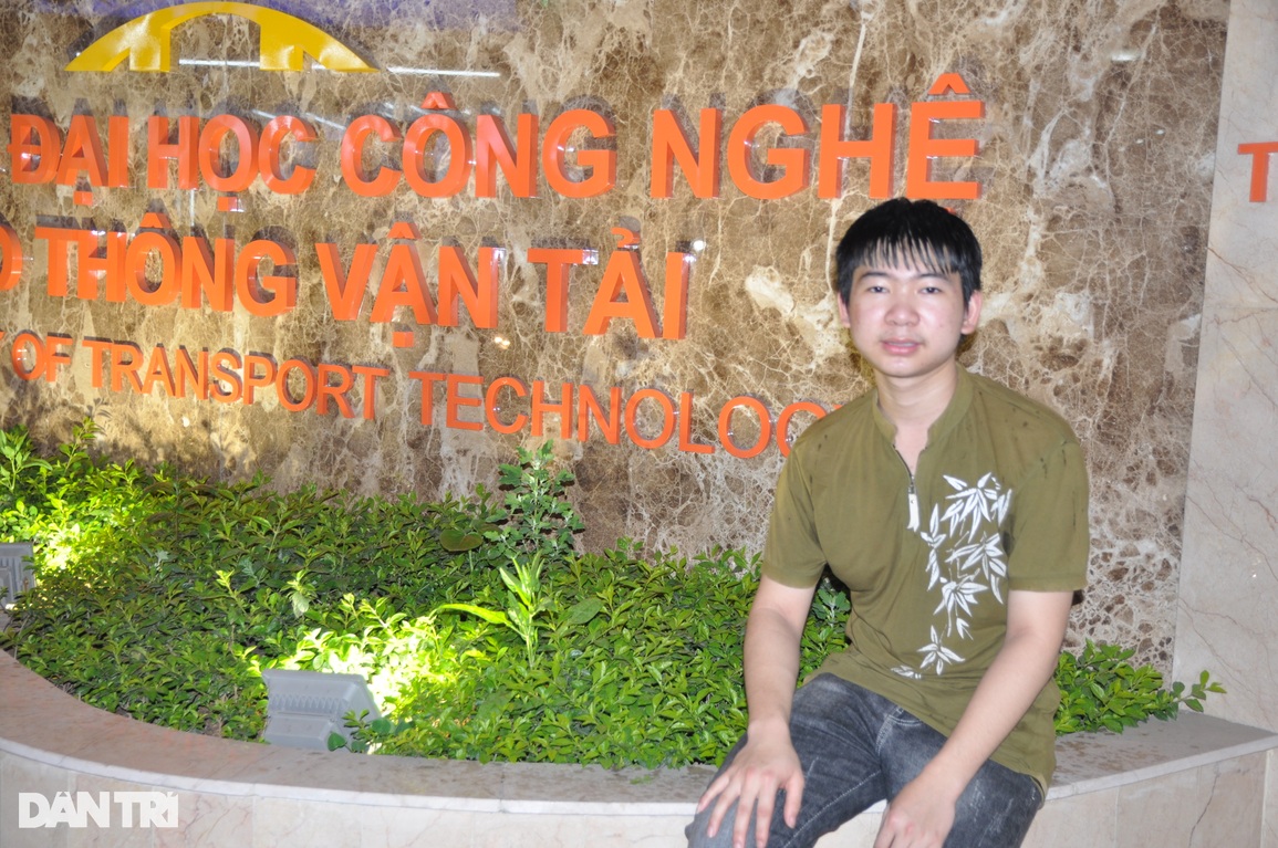 Ân tình của bạn đọc Dân trí cứu rỗi em bé mồ côi, nuôi anh chị tâm thần - 10 Ân tình của bạn đọc Dân trí cứu rỗi em bé mồ côi, nuôi anh chị tâm thần - 10