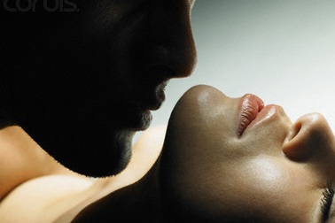 Nghi chồng cặp bồ vì tinh trùng loãng