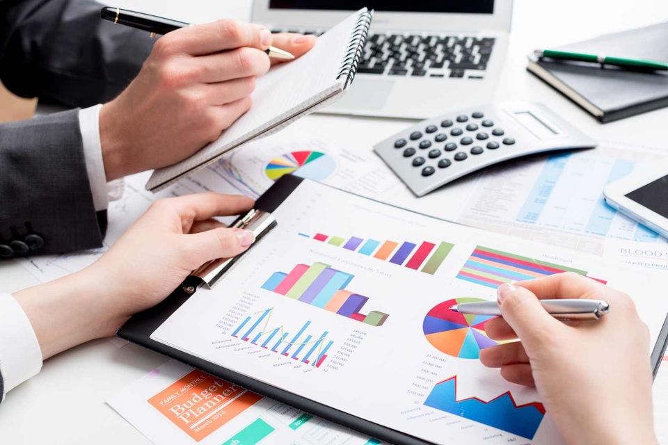 Tranh luận kịch liệt về việc: Tốt nghiệp đại học mà bị... giao gấp bì thư - 1 Tranh luận kịch liệt về việc: Tốt nghiệp đại học mà bị... giao gấp bì thư - 1