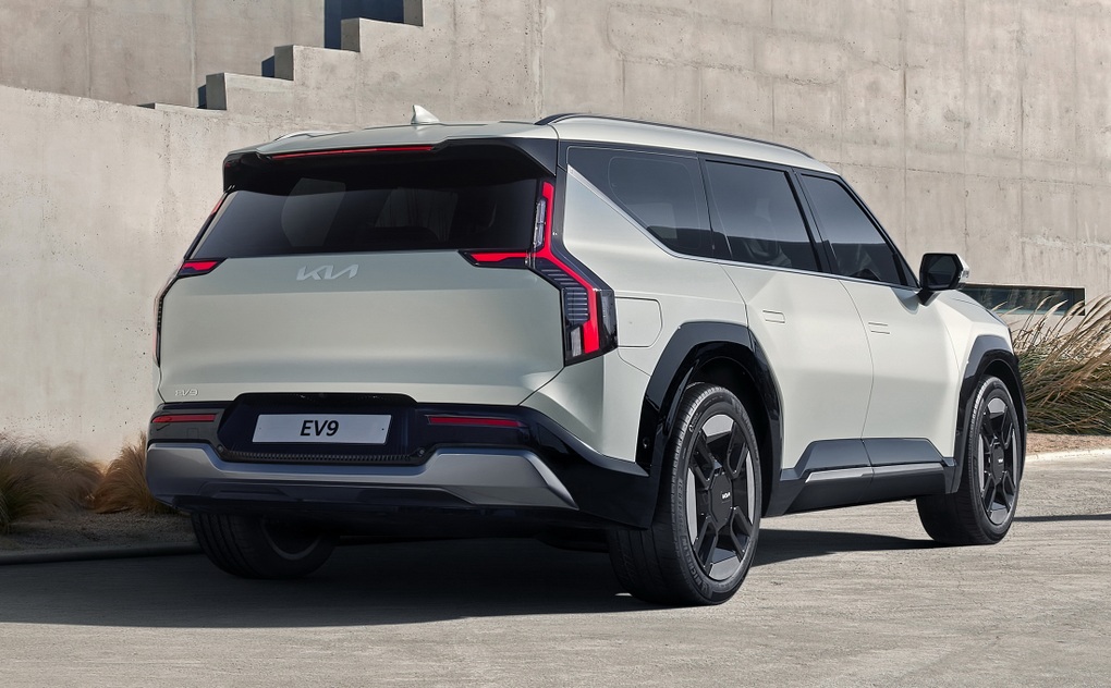 Kia EV9 ra mắt, mẫu SUV 3 hàng ghế hiếm hoi trên thị trường xe điện - 4 Kia EV9 ra mắt, mẫu SUV 3 hàng ghế hiếm hoi trên thị trường xe điện - 4