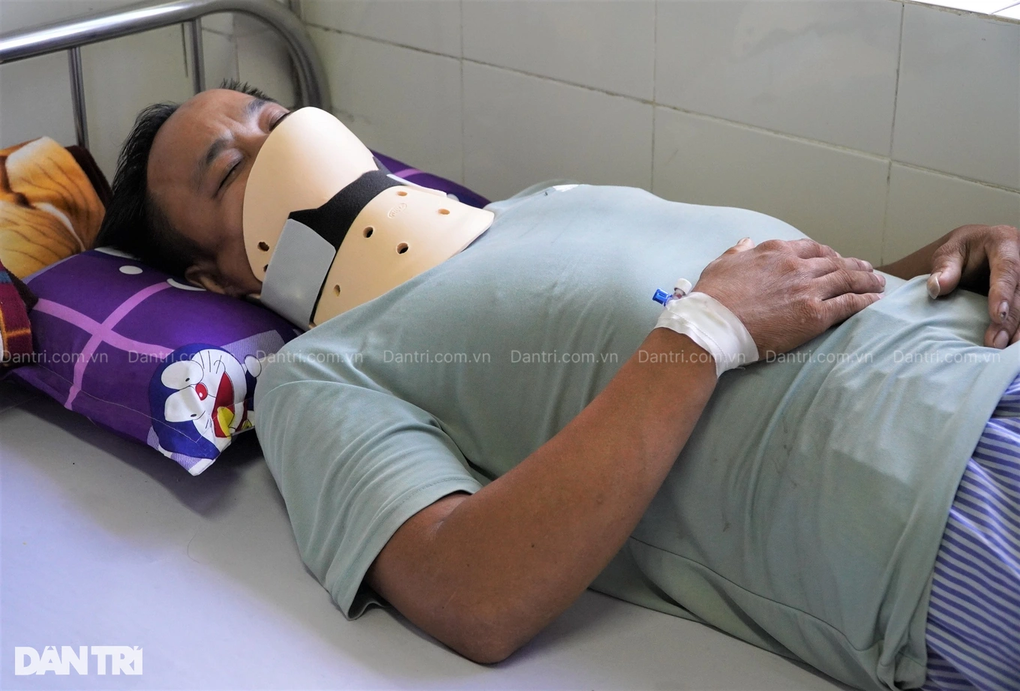 Bạn đọc Dân trí ủng hộ người bố câm điếc bị tai nạn hơn 322 triệu đồng - 2 Bạn đọc Dân trí ủng hộ người bố câm điếc bị tai nạn hơn 322 triệu đồng - 2