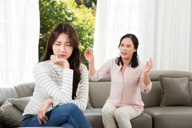 Tôi bị giục lấy chồng, một tiêu chuẩn của bố mẹ khiến ai cũng "bỏ chạy"