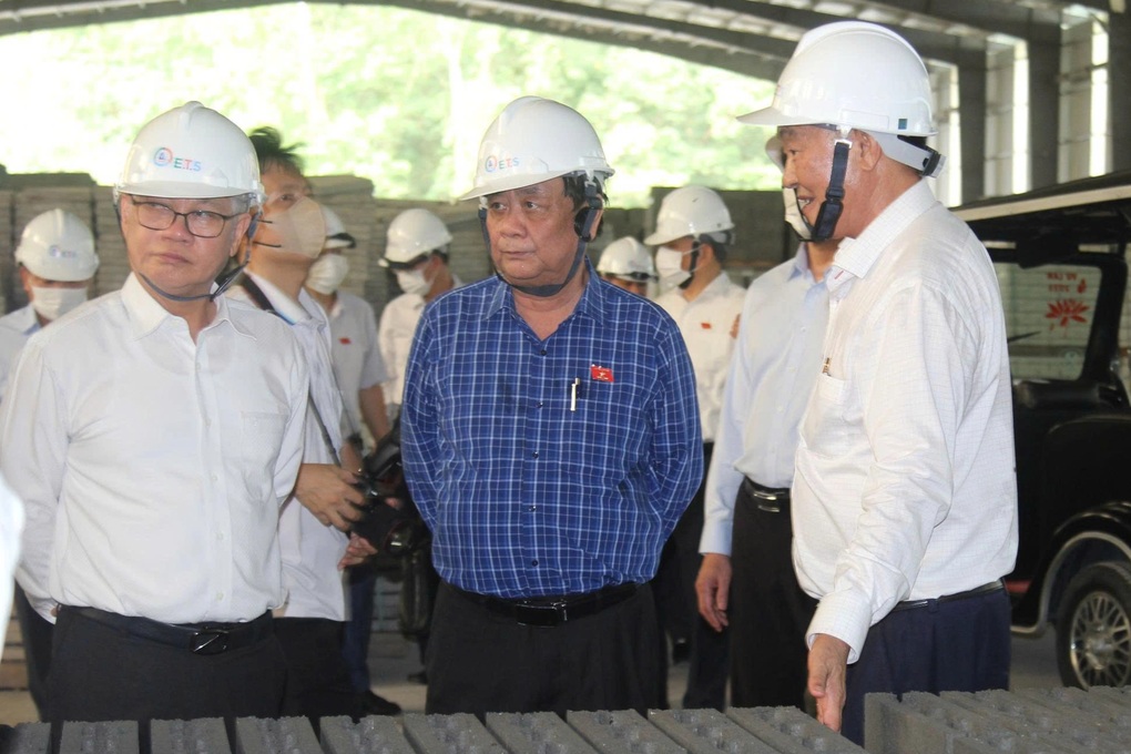 Phó chủ tịch Quốc hội khảo sát nhiều khu xử lý chất thải tại TPHCM - 1 Phó chủ tịch Quốc hội khảo sát nhiều khu xử lý chất thải tại TPHCM - 1