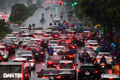 Hà Nội thu phí ô tô vào nội thành: Ai được miễn, ai được giảm?