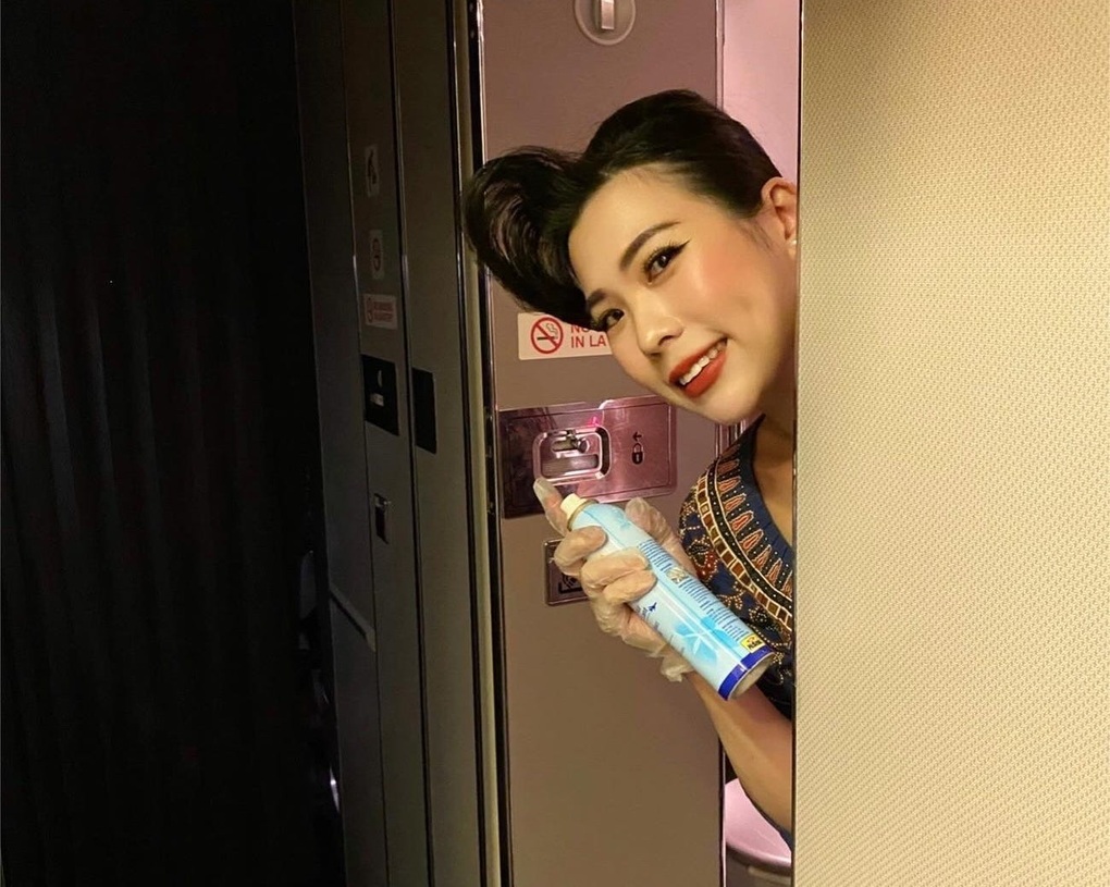 Nghị lực của nữ tiếp viên hàng không vừa đi làm vừa có thêm 2 bằng đại học - 1 Nghị lực của nữ tiếp viên hàng không vừa đi làm vừa có thêm 2 bằng đại học - 1