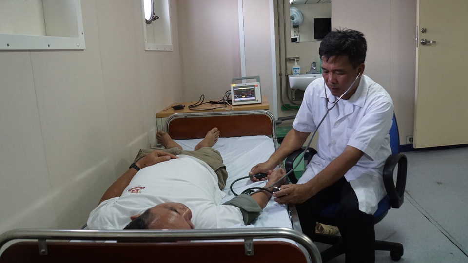 Tâm sự của thủy thủ con tàu đặc biệt - Bệnh viện trên biển - 9 Tâm sự của thủy thủ con tàu đặc biệt - Bệnh viện trên biển - 9