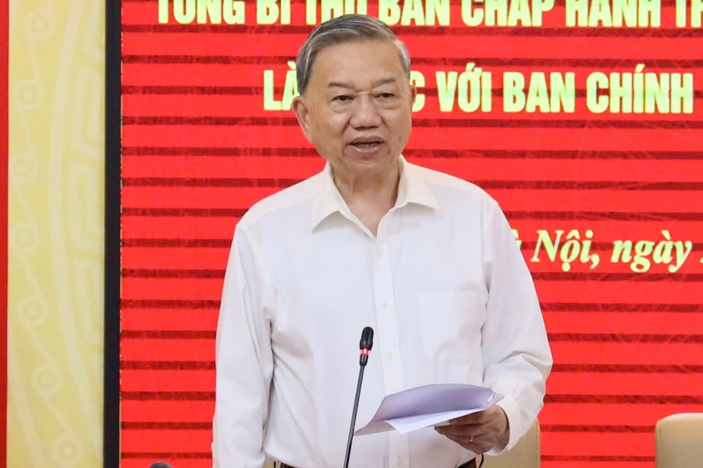 Tổng Bí thư: “Xóa bỏ độc quyền Nhà nước về vàng miếng” - 2 Tổng Bí thư: “Xóa bỏ độc quyền Nhà nước về vàng miếng” - 2