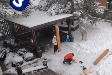 Vợ lơ đễnh khiến chồng chịu đau