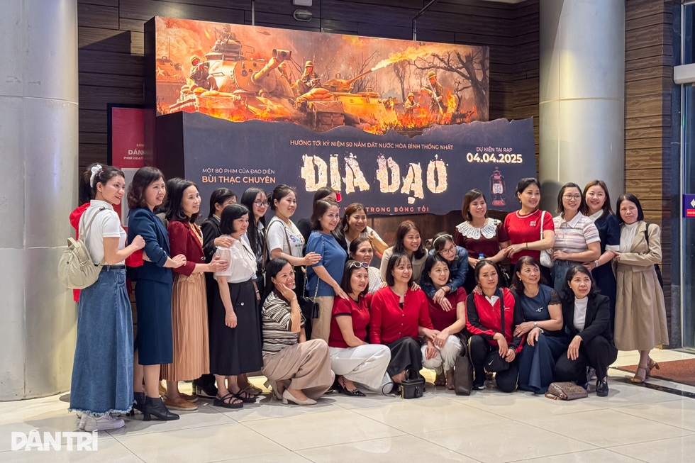 Địa đạo thu 100 tỷ đồng: Lý giải phim lịch sử kéo đông đảo Gen Z ra rạp - 8 Địa đạo thu 100 tỷ đồng: Lý giải phim lịch sử kéo đông đảo Gen Z ra rạp - 8