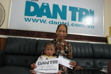 Bạn đọc tiếp tục giúp đỡ hai bà cháu chạy ăn từng bữa