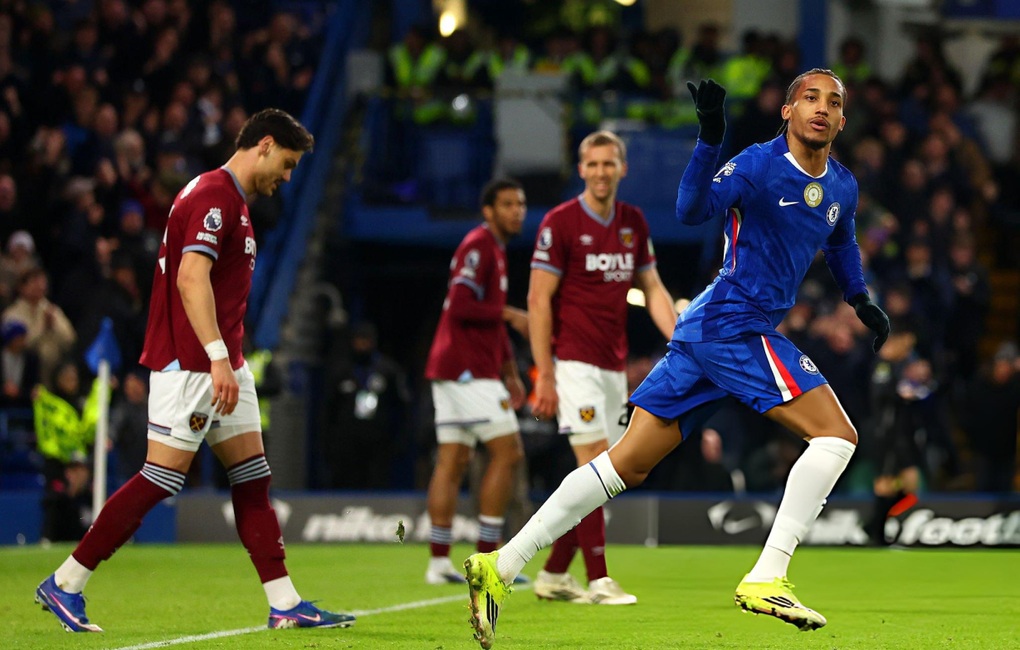 Chelsea ngược dòng West Ham, làm nên lịch sử ở Ngoại hạng Anh - 2 Chelsea ngược dòng West Ham, làm nên lịch sử ở Ngoại hạng Anh - 2