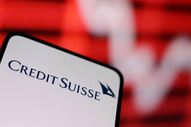 UBS được, mất gì khi bỏ 3,2 tỷ USD để mua Credit Suisse?