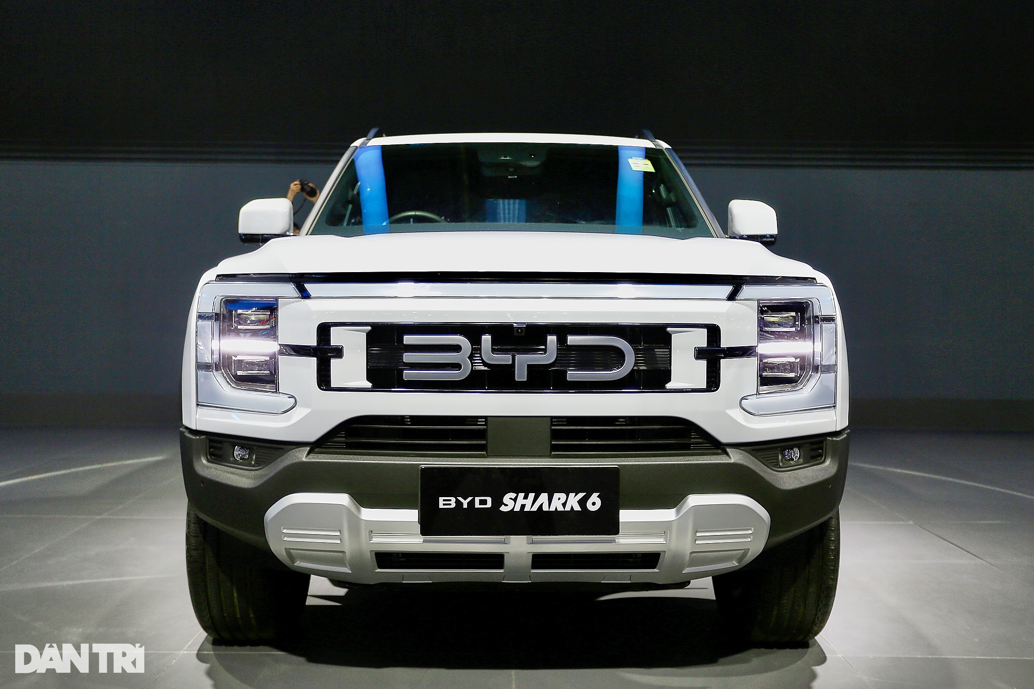 Cận cảnh BYD Shark 6, bán tải Trung Quốc 430 mã lực cạnh tranh Ford Ranger - 1 Cận cảnh BYD Shark 6, bán tải Trung Quốc 430 mã lực cạnh tranh Ford Ranger - 1