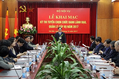 Loại 6 ứng viên, 2 chuyên viên trúng Vụ phó Bộ Nội vụ