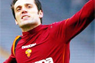 Montella về Fulham, Juve “săn” Crouch