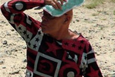 Đề nghị truy tố Gary Glitter tội dâm ô với trẻ em