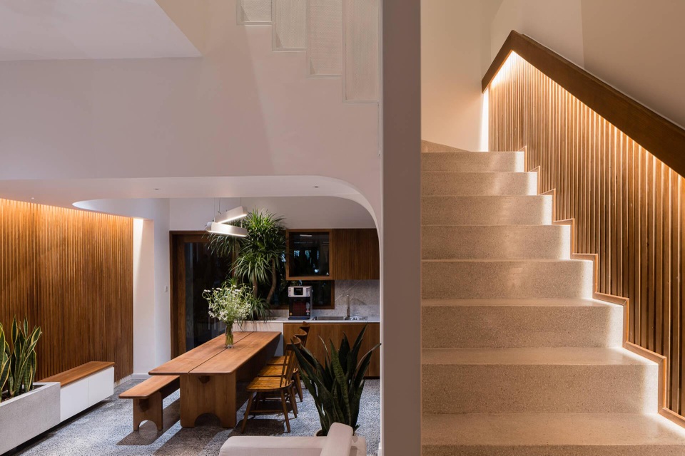 Nhà mang phong cách Thụy Điển ngập ánh sáng và cây xanh của vợ chồng trẻ - 2