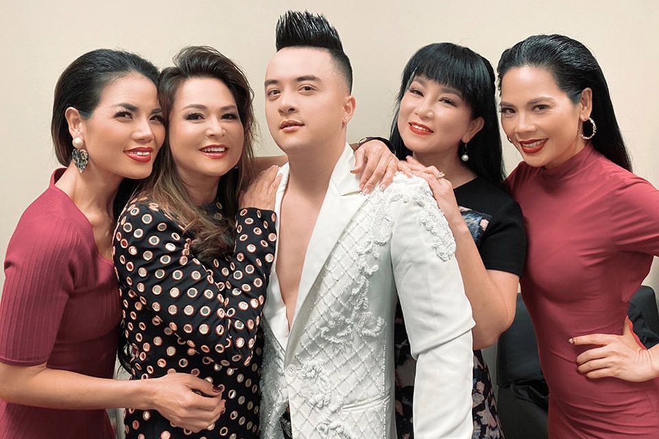 Ca sĩ Lưu Bích tuổi 51 trẻ đẹp, vui vẻ chọn kiếp lẻ loi không chồng con - 23 Ca sĩ Lưu Bích tuổi 51 trẻ đẹp, vui vẻ chọn kiếp lẻ loi không chồng con - 23