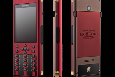 Du hành vào thế giới sắc màu cùng Mobiado