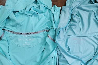 Phát hiện ổ kinh doanh áo chống nắng giả ở chợ Ninh Hiệp