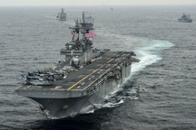 Mỹ đưa nhóm tàu chiến chở hàng nghìn lính và máy bay áp sát Iran